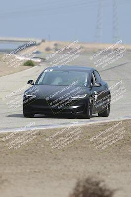 media/Oct-19-2025-Speed Ventures (Sun) [[a6e7fe67be]]/TC B/Session 2 (Outside Grapevine)/